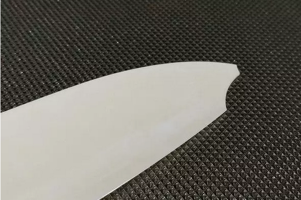 如何提供氧化鋯陶瓷刀的刀片夾口抗沖擊性？